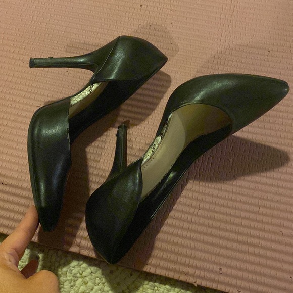 Mossimo pointy toe heels with snake detail - Picture 10 of 11